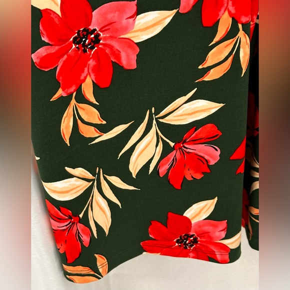 Maggy London -Women's Floral Printed Cropped Jumpsuit with Pockets & Belt 4 NWOT - Picture 11 of 13